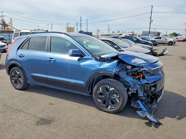 2025 KIA NIRO