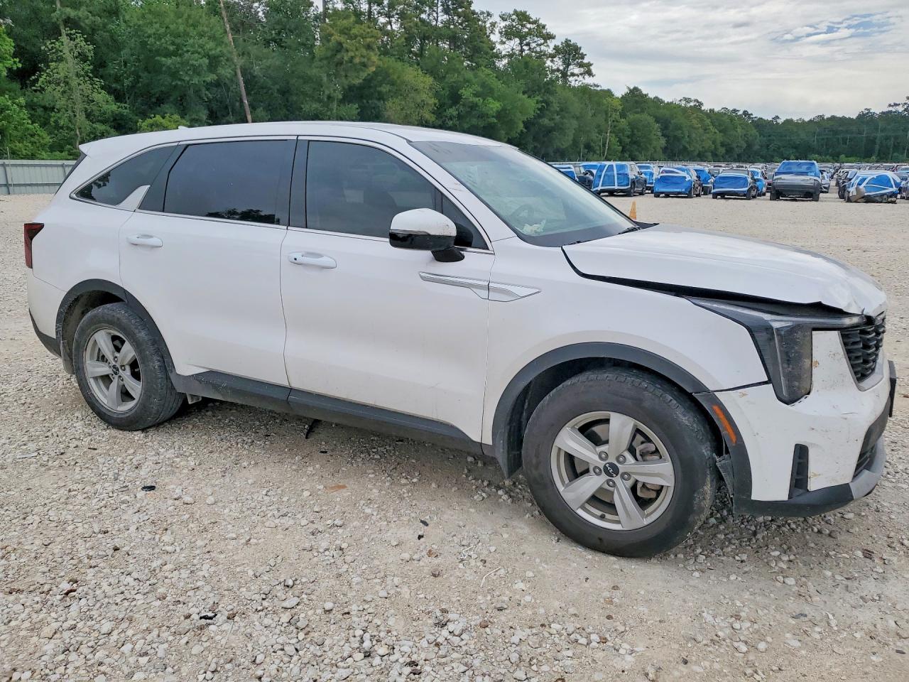 2025 KIA SORENTO LX