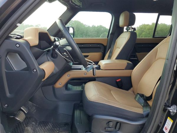 2025 LAND ROVER DEFENDER 110 V8