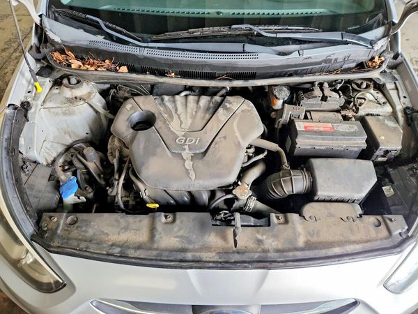 2015 HYUNDAI ACCENT