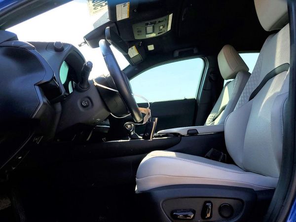 2021 LEXUS UX 250h Luxury