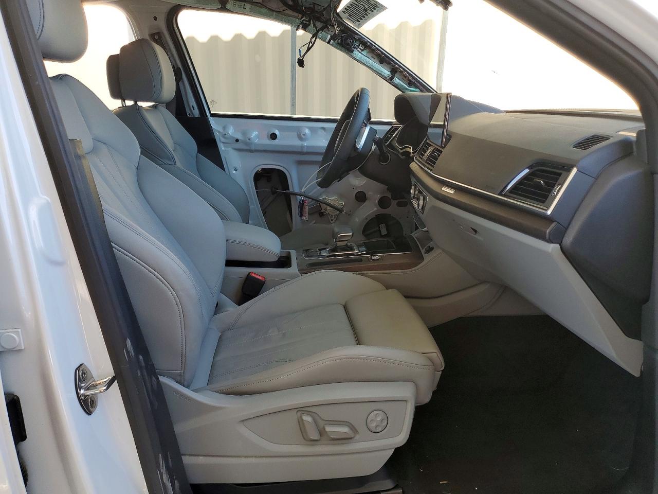 2024 AUDI Q5