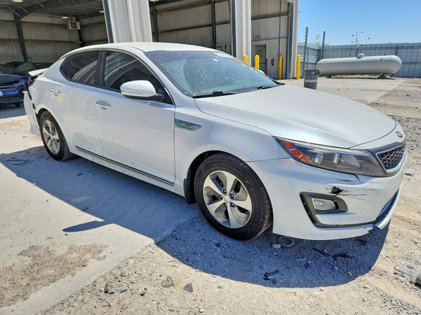 2016 KIA OPTIMA GL - Middle-low