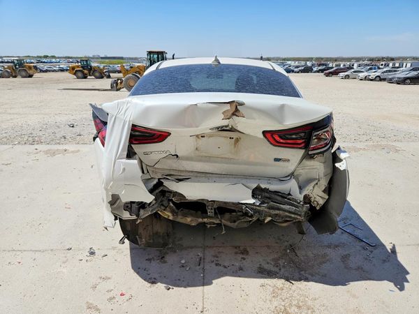 2016 KIA OPTIMA GL - Middle-low