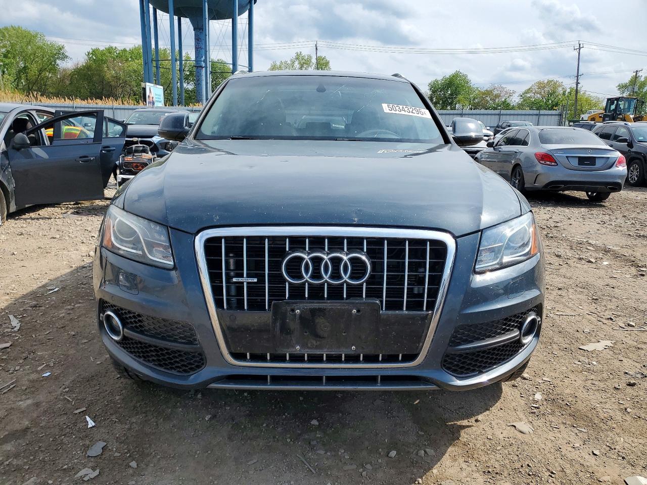 2009 AUDI Q5