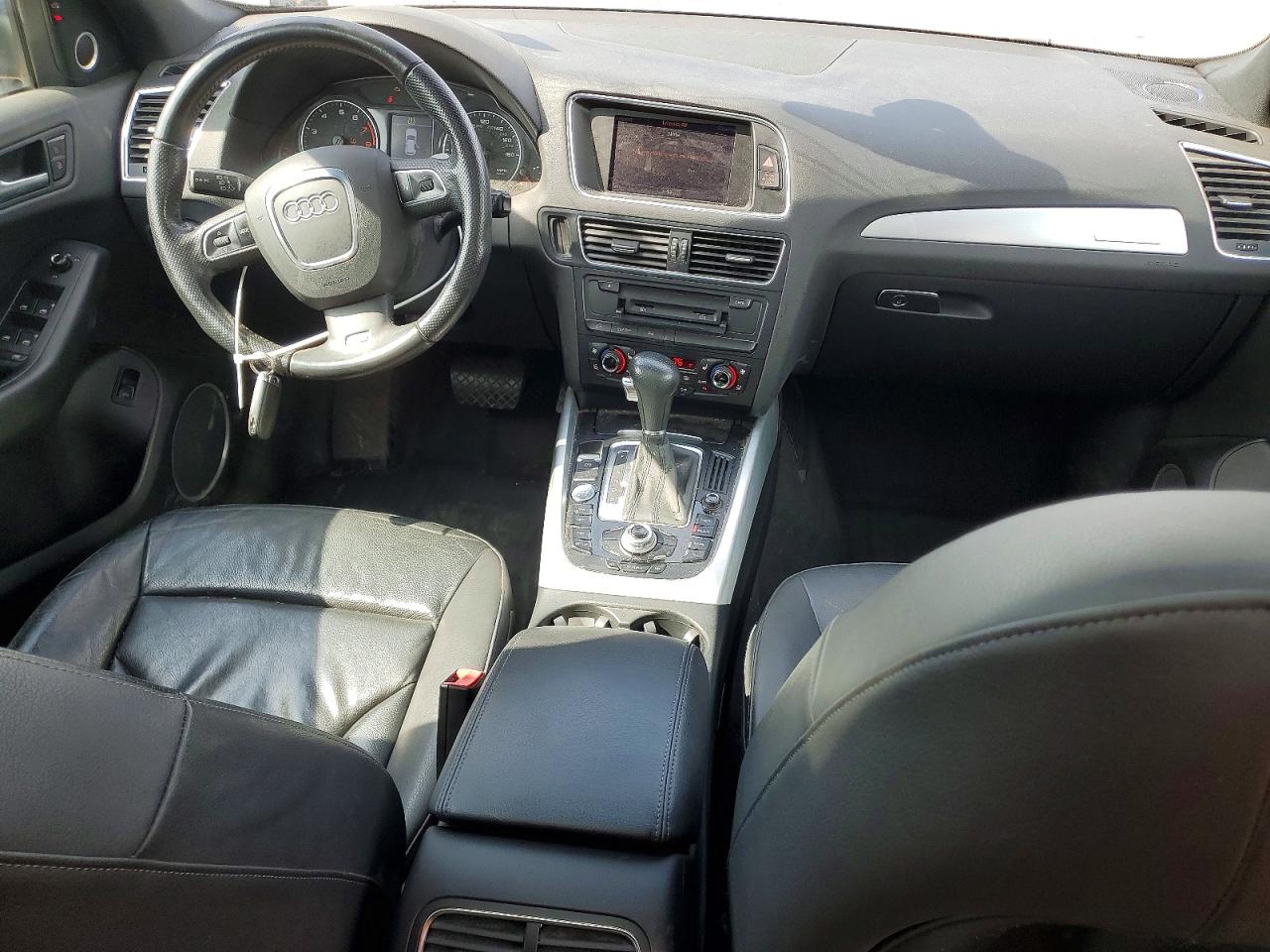 2009 AUDI Q5