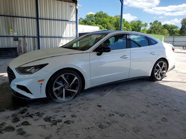 2022 HYUNDAI SONATA SEL Plus