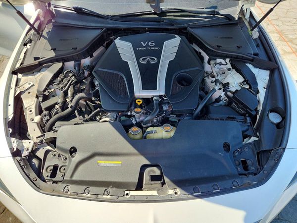 2017 INFINITI Q60