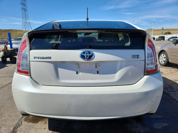 2014 TOYOTA PRIUS