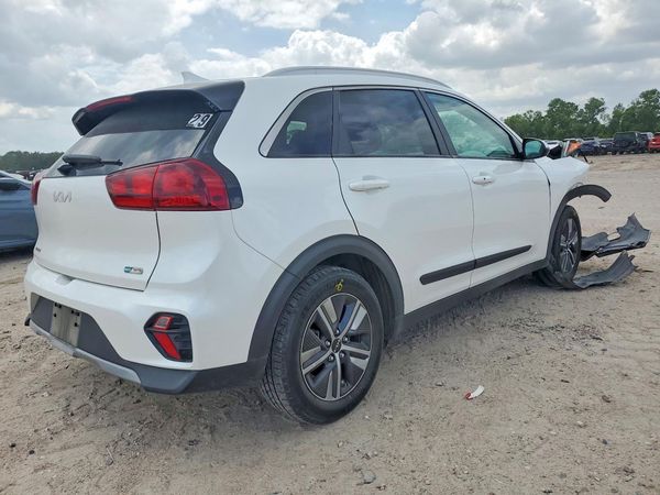 2022 KIA NIRO