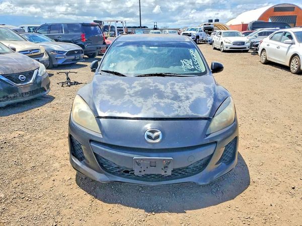 2013 MAZDA 3 Touring/GS