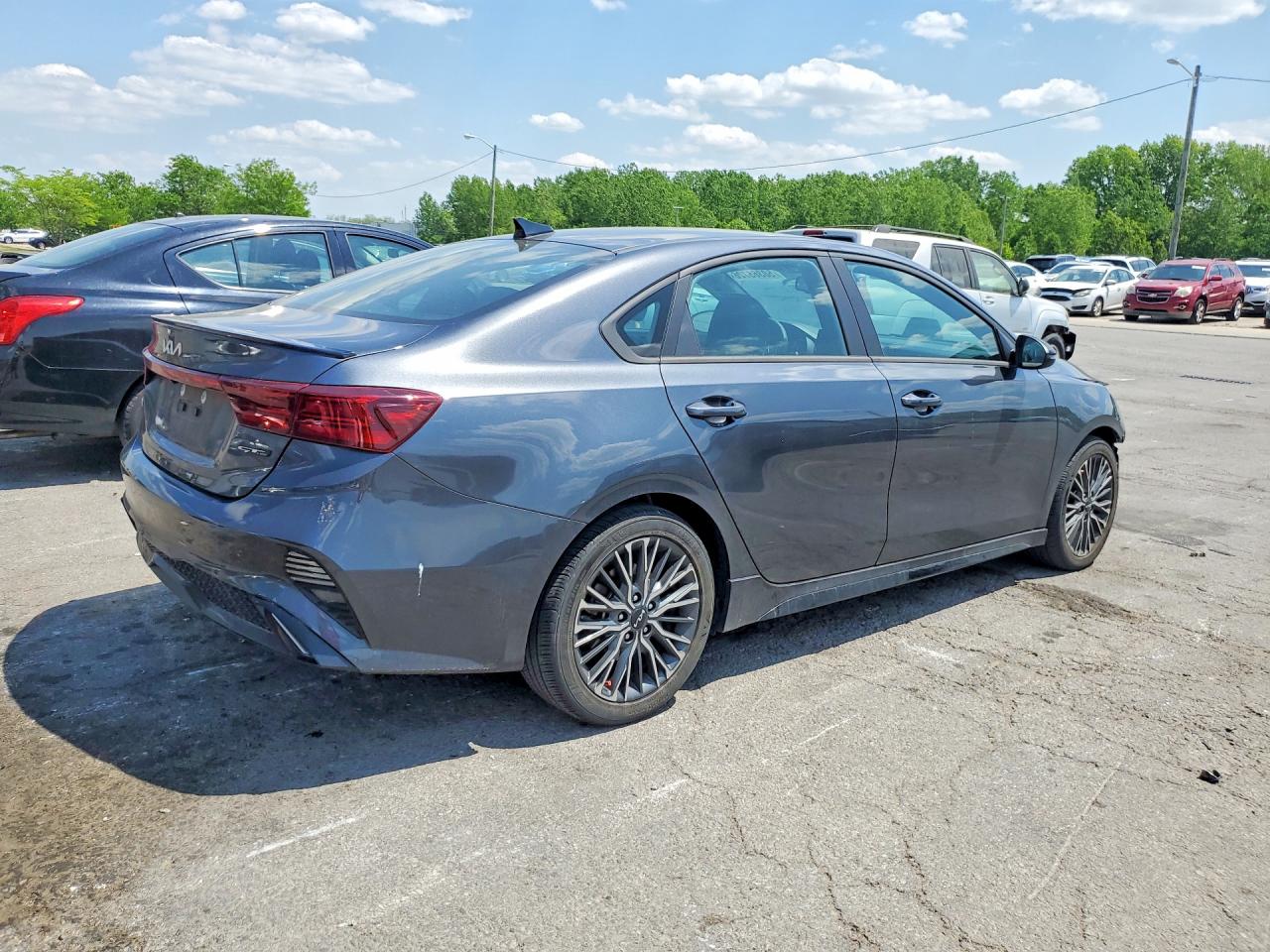 2024 KIA FORTE GT Line