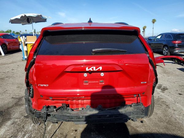2025 KIA NIRO