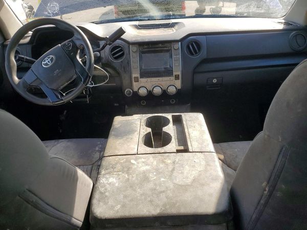 2014 TOYOTA TUNDRA SR5