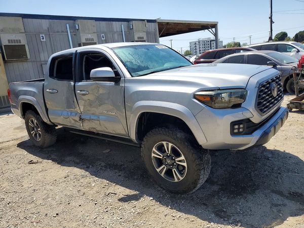 2017 TOYOTA TACOMA