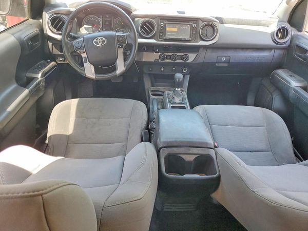2017 TOYOTA TACOMA