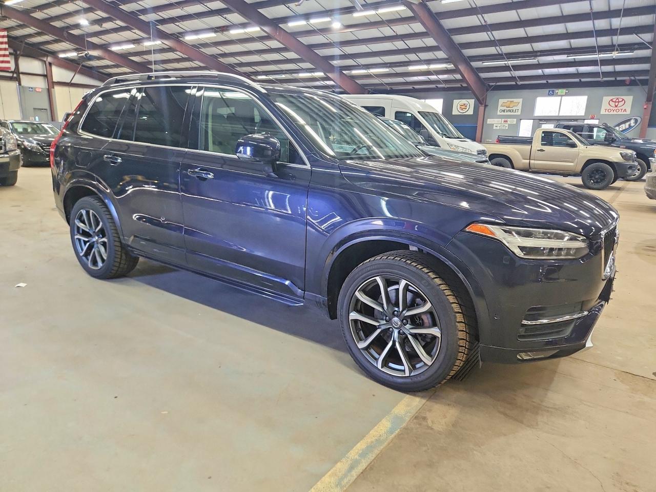 2016 VOLVO XC90 SV42 Momentum