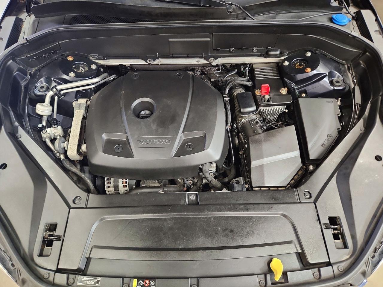 2016 VOLVO XC90 SV42 Momentum