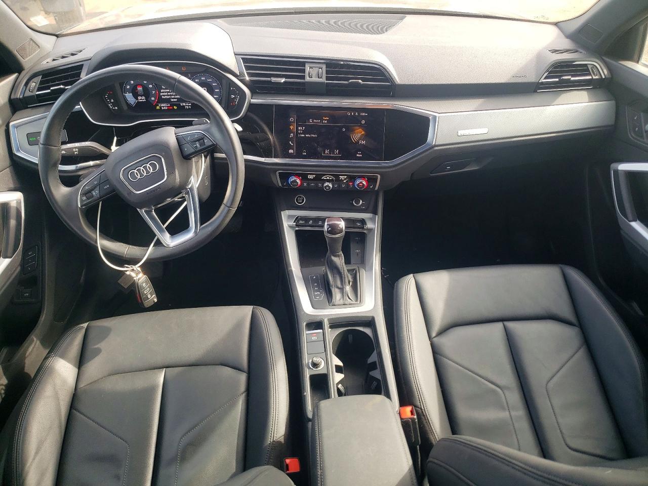2022 AUDI Q3