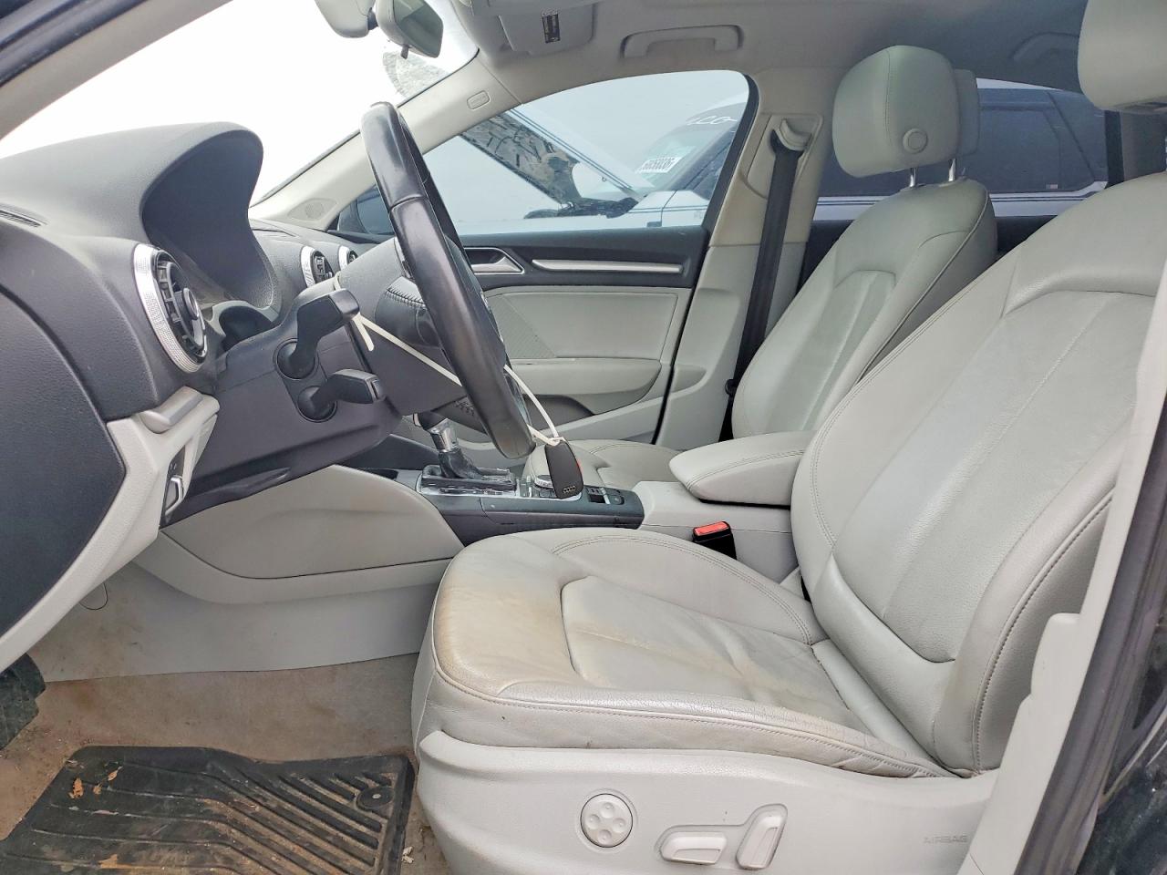 2016 AUDI A3