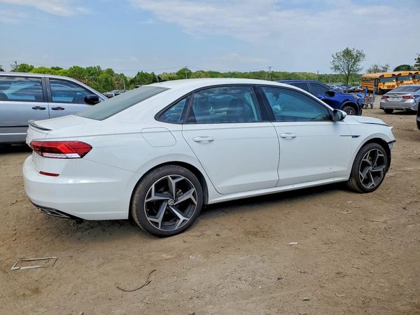 2020 VOLKSWAGEN PASSAT R-Line