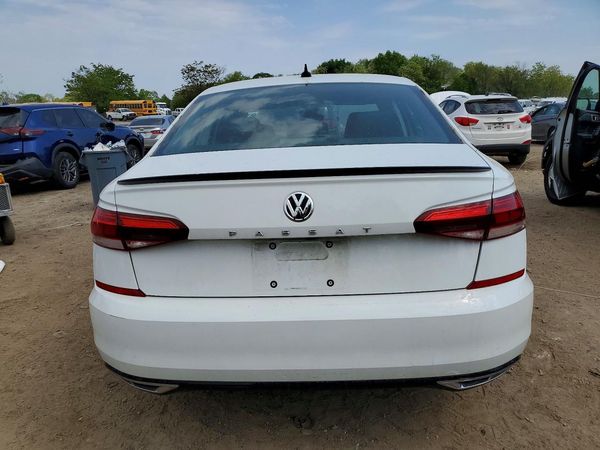 2020 VOLKSWAGEN PASSAT R-Line