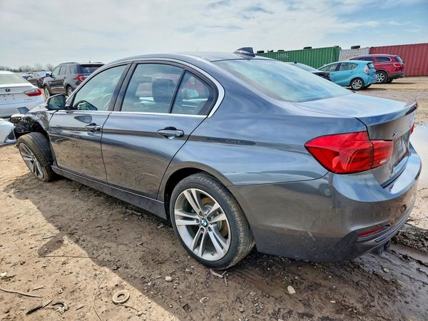 2018 BMW 330 xDrive SA