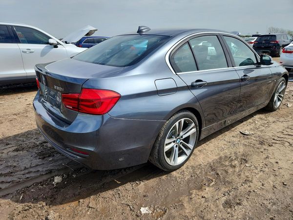 2018 BMW 330 xDrive SA