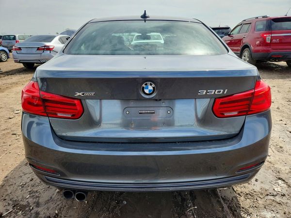 2018 BMW 330 xDrive SA