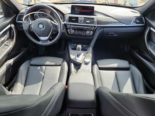 2018 BMW 330 xDrive SA
