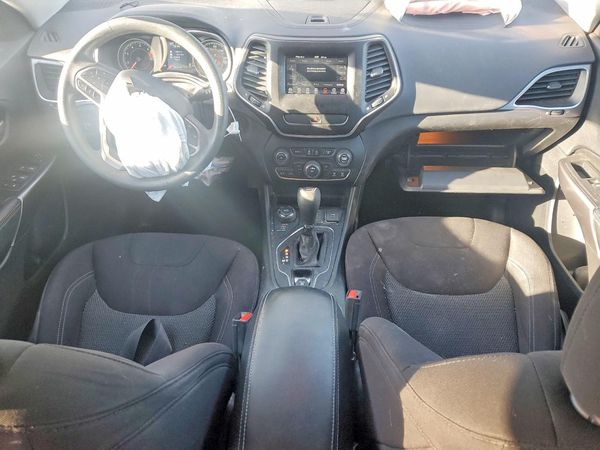 2020 JEEP CHEROKEE LATITUDE 4X4