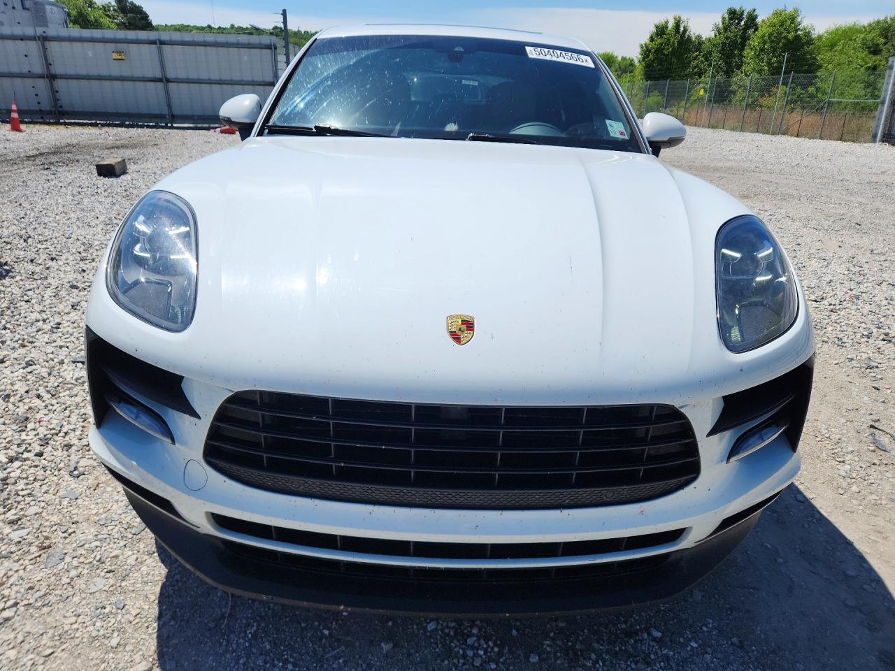 2020 PORSCHE MACAN