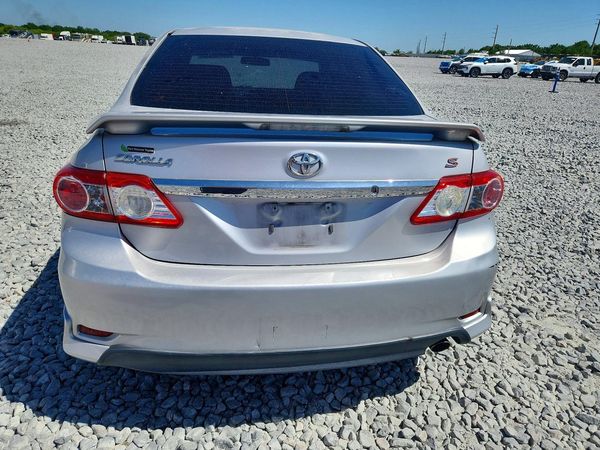 2012 TOYOTA COROLLA
