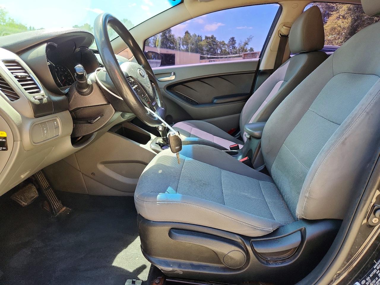 2018 KIA FORTE LX Base
