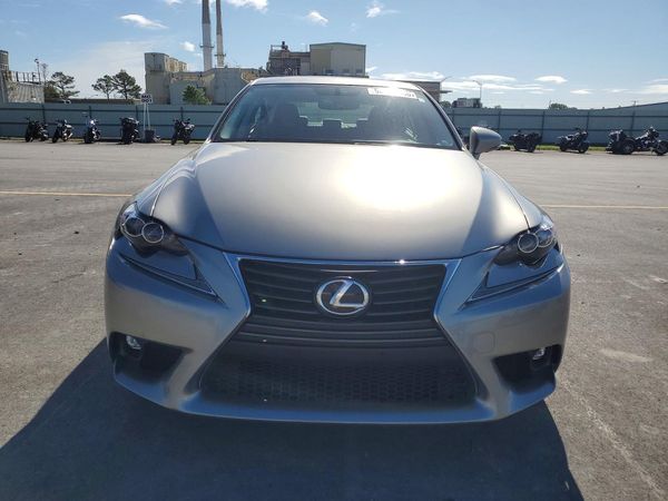 2016 LEXUS IS