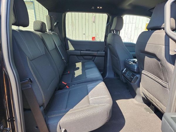 2025 FORD F150 STX