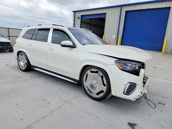 2024 MERCEDES-BENZ GLS