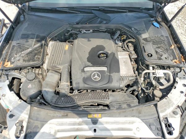 2018 MERCEDES-BENZ C C300