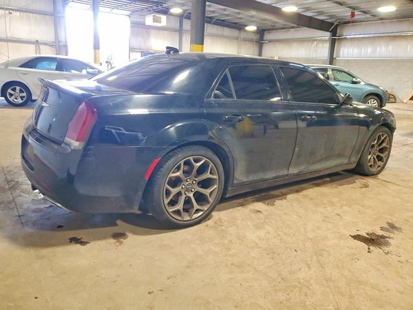 2016 CHRYSLER 300