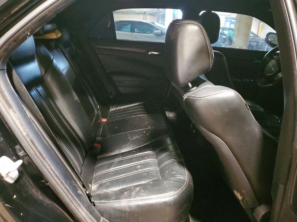 2016 CHRYSLER 300
