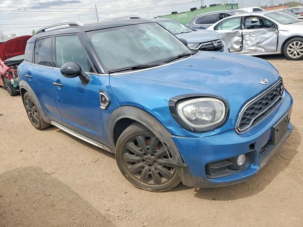 2017 MINI COOPER