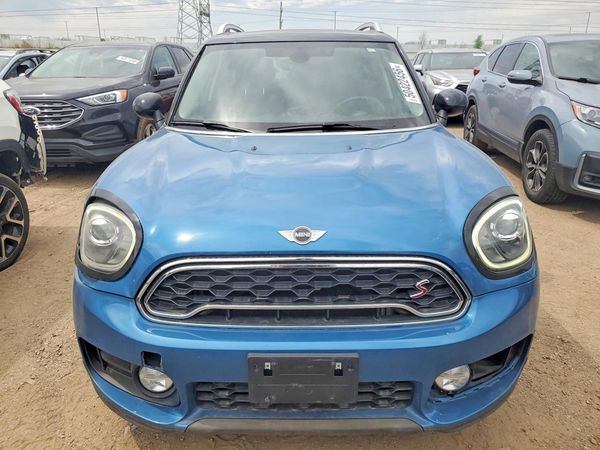 2017 MINI COOPER