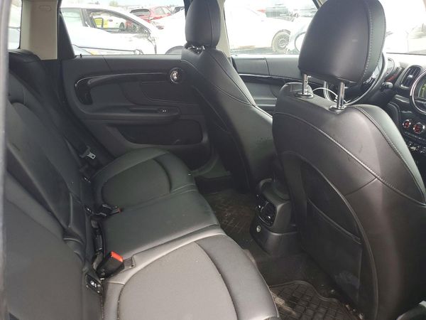 2017 MINI COOPER