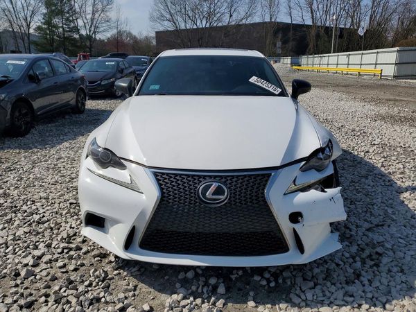 2016 LEXUS IS 300