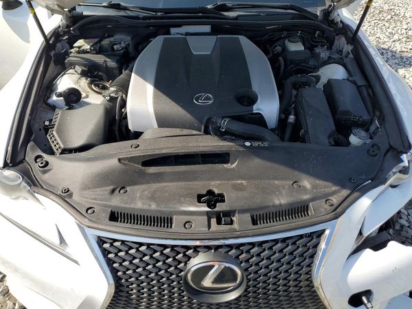 2016 LEXUS IS 300
