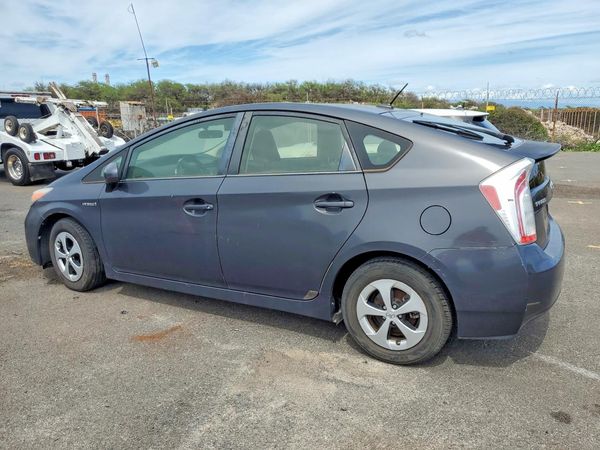 2015 TOYOTA PRIUS