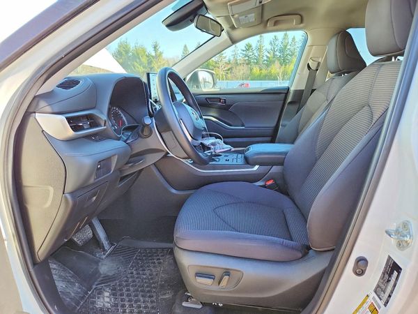 2022 TOYOTA HIGHLANDER