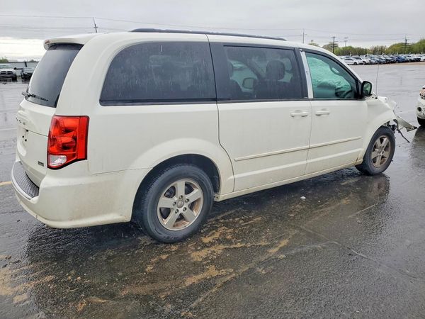 2013 DODGE GRAND CARAVAN SXT