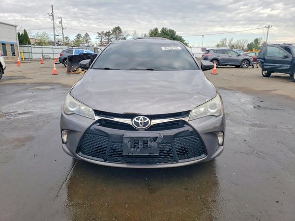 2017 TOYOTA CAMRY