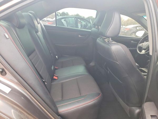 2017 TOYOTA CAMRY